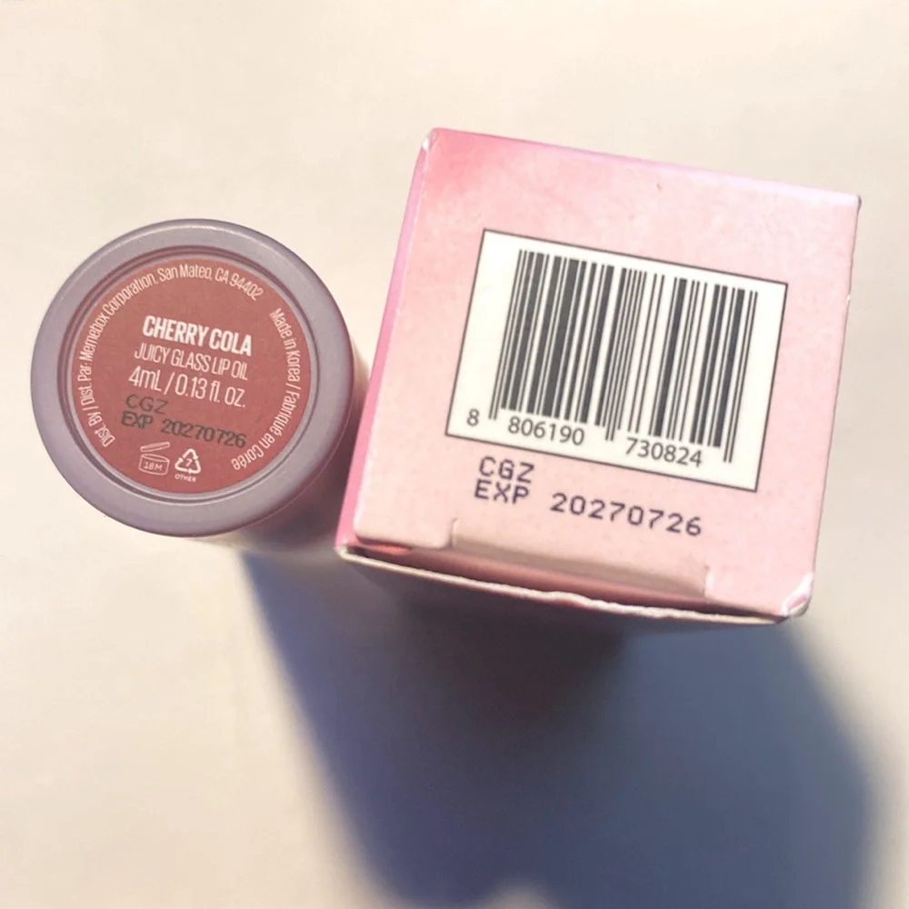 Kaja - juicy glass lip oil cherry cola